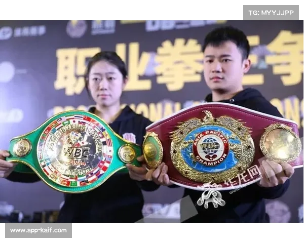 曲鹏首回合KO印度选手辛格 成功卫冕WBC亚洲次重量级金腰带